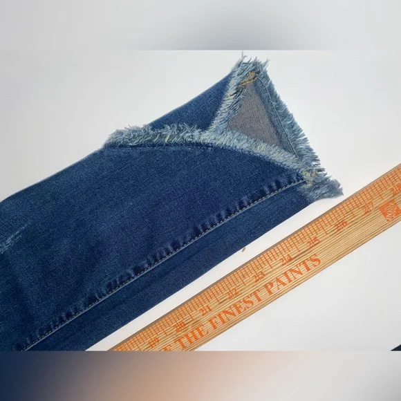 NWT Judy Blue Jeans Womens Size 5/27 Skinny Fit Mid Rise Denim Frayed Tulip Hem - Picture 10 of 11